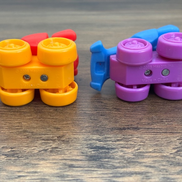 Vintage 2005 Hasbro Tonka Lot Chuck & Friends Plastic Sports Race Cars Red Blue - Picture 8 of 10